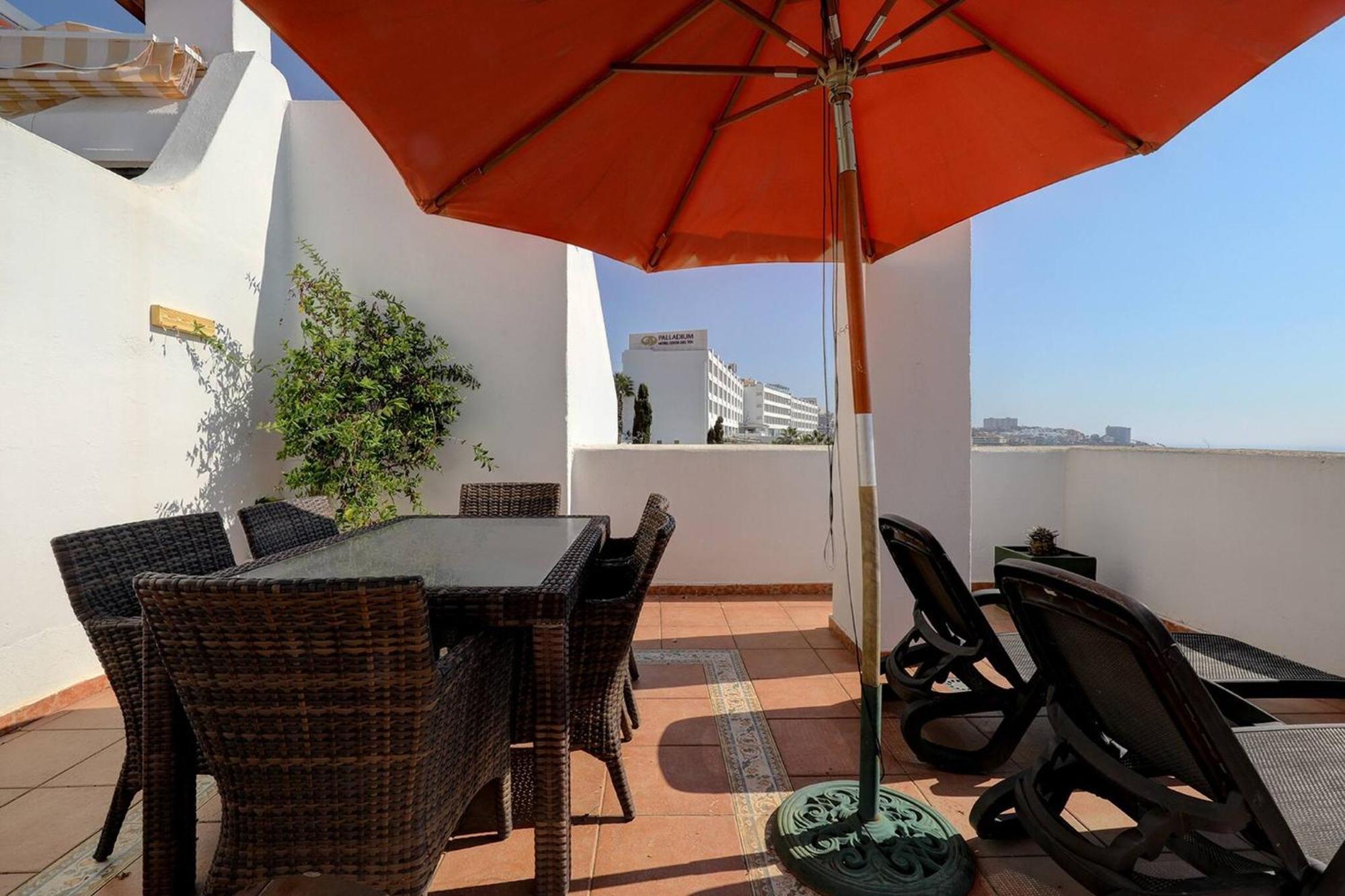 Appartement 082 - Stunning Sea Views Beachfront Benalmádena